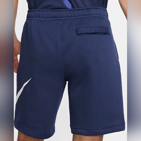 Nike Spotswear Club Graphic Shorts (M) - Picture 2 of 6